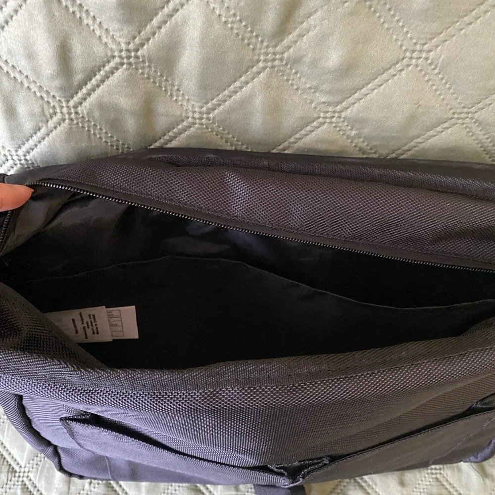 NWT SPIDER-MAN Laptop Shoulder Bag